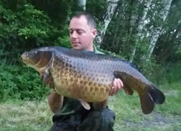 33lb 12oz. May 2018. Coconut