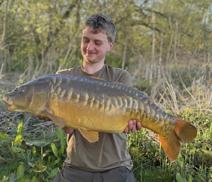 24lb 12oz Lin. April 2026